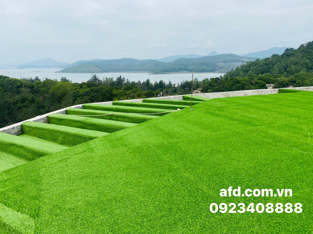 Công trình cỏ nhân tạo tại Viglacera Vân Hải - Quan Lạn, Quảng Ninh