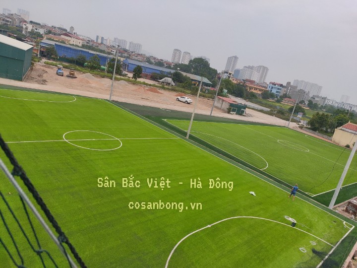 Sân bóng cỏ nhân tạo Bắc Việt 3 Kiến Hưng - Hà Đông