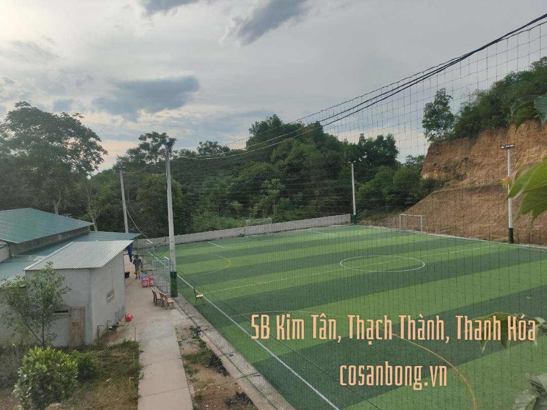 Thi công sân bóng Kim Tân - Thạch Thành - Thanh Hóa