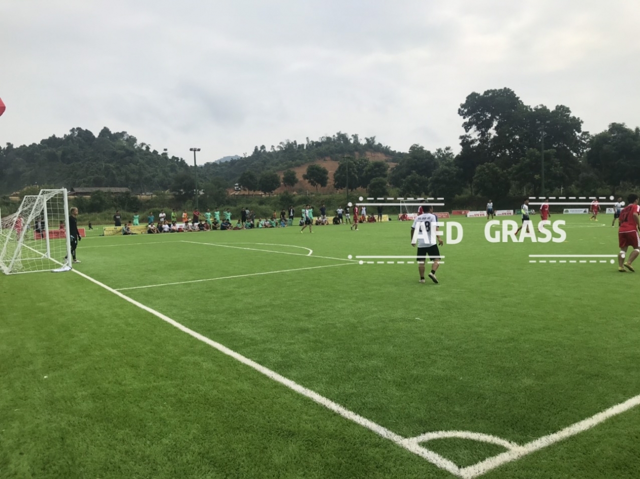 Hoàn thiện sân bóng tại tỉnh Lào Cai