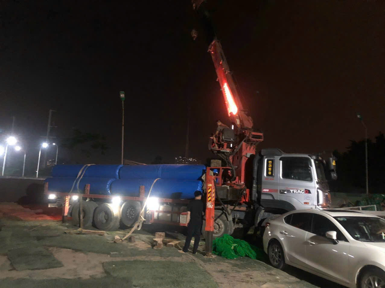 CỎ 4CM GIÁ RẺ NHẤT THỊ TRƯỜNG